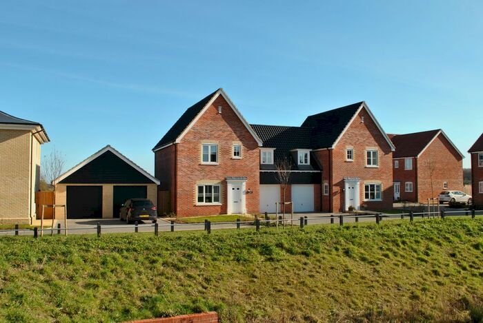 3 Bedroom Semi-Detached House For Sale In Beale Road, Barrow, Bury St. Edmunds, IP29