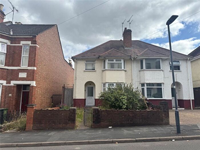 3 Bedroom Semi Detached House For Sale In Charlotte Street, Leamington Spa, CV31