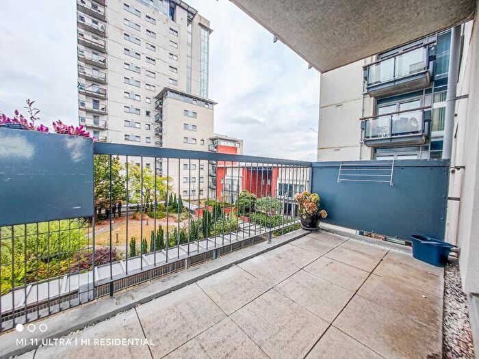 2 Bedroom Apartment To Rent In Granary Mansions, Erebus Drive, West Thamesmead, SE28