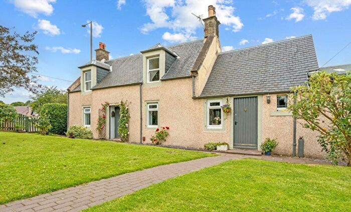 4 Bedroom Detached House For Sale In Glasgow Road, Stirling, FK7