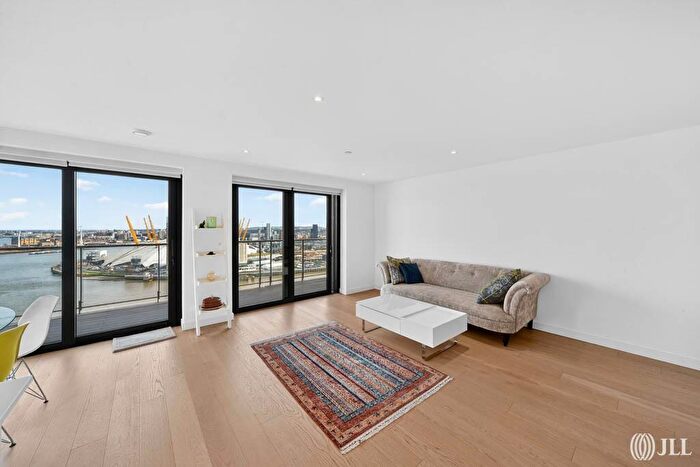 3 Bedroom Apartment For Sale In Horizons Tower Yabsley Street, E14