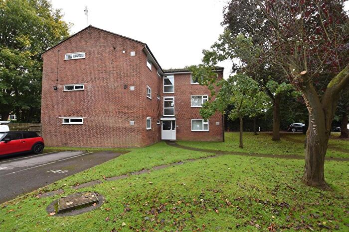 1 Bedroom Flat To Rent In Aurum Close, Horley, RH6