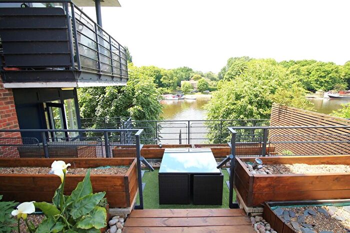 2 Bedroom Apartment To Rent In Jerome Place, Kingston Upon Thames, KT1