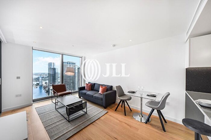 1 Bedroom Flat To Rent In Landmark Pinnacle, Marsh Wall, E14