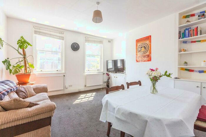 2 Bedroom Flat To Rent In Balfe Street, N1