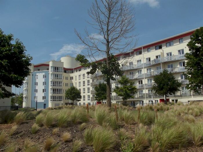 2 Bedroom Flat To Rent In The Crescent, Bristol, BS1