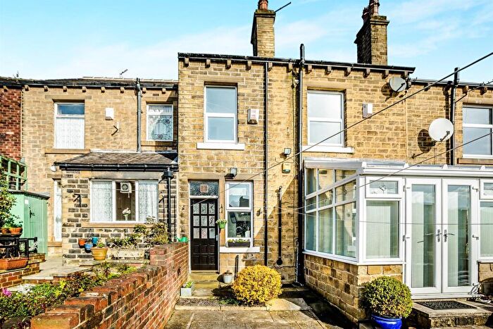 2 Bedroom Terraced House To Rent In Cowlersley Lane, Huddersfield, HD4