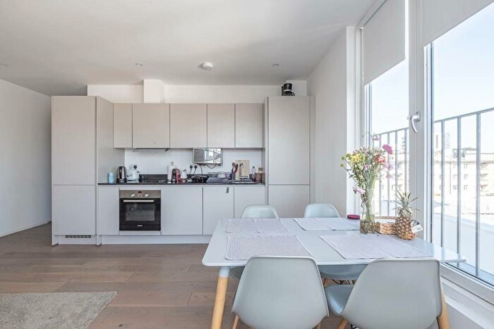 2 Bedroom Flat To Rent In Canterbury House, NW6