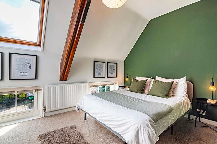 4 Bedroom Detached House For Sale In The Old School, Main Street, Hoveringham, Nottinghamshire, NG14