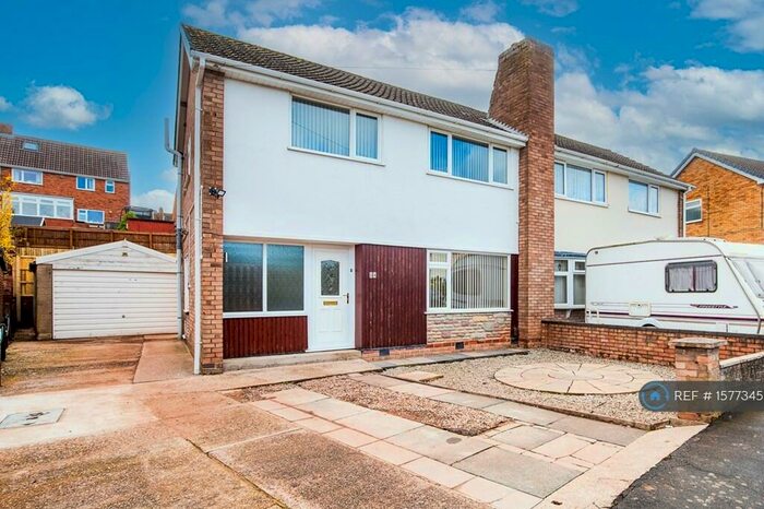 3 Bedroom Semi-Detached House To Rent In Rosemary Road, Tamworth, B77