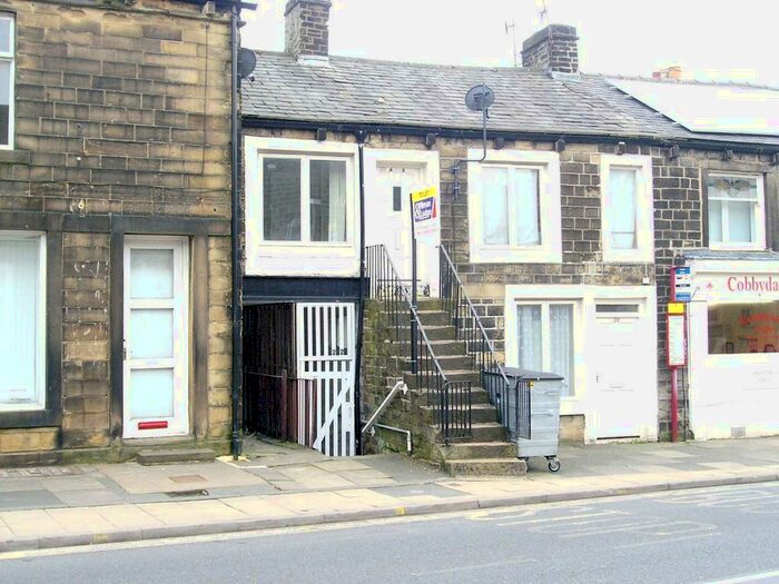 1 Bedroom Apartment To Rent In Kirkgate, Silsden, West Yorkshire, BD20