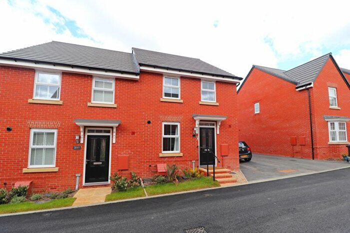 3 Bedroom Semi-Detached House To Rent In Nightingale Close, Gloucester, GL2