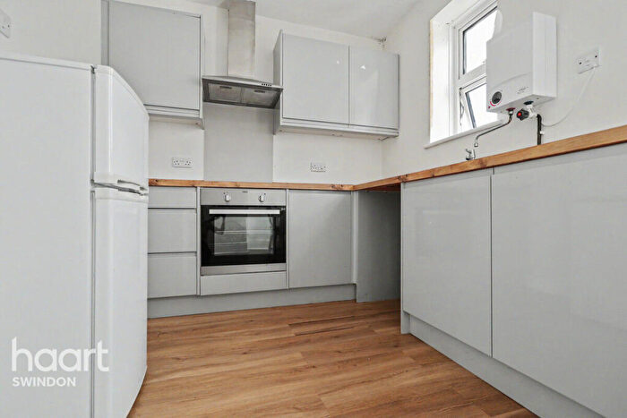 1 Bedroom Apartment To Rent In Rosebery Street, Swindon, SN1