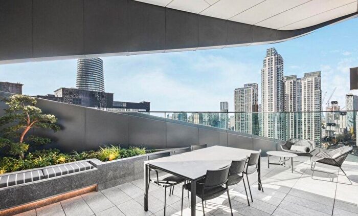 2 Bedroom Flat For Sale In Marsh Wall, Amory Tower, E14