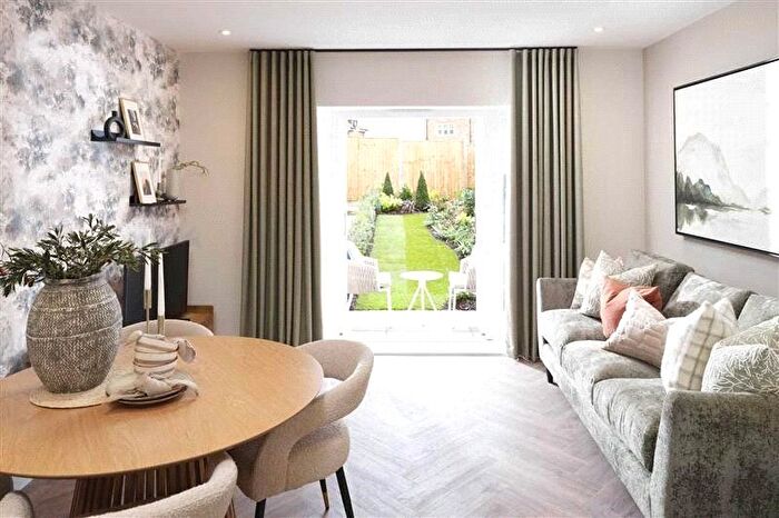 3 Bedroom Terraced House For Sale In Ively Road, Fleet, GU51