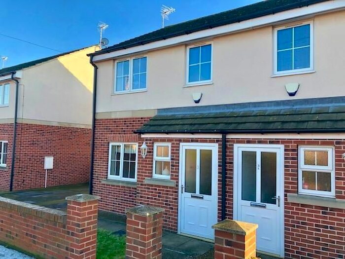 3 Bedroom Semi-Detached House To Rent In Back Lane West, Royston, Barnsley S71