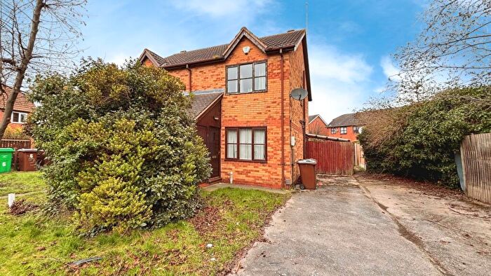 2 Bedroom Semi-Detached House To Rent In Hazelmere Grove, NG7