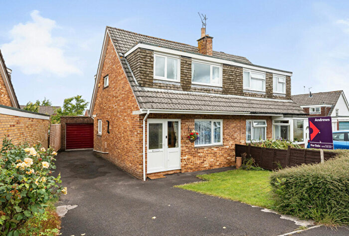 3 Bedroom Semi-Detached House For Sale In Brummel Way, Paulton, Bristol, Bath And North East, BS39