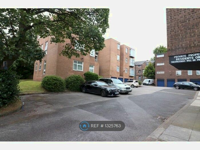 1 Bedroom Flat To Rent In Merton Towers, Bootle, L20