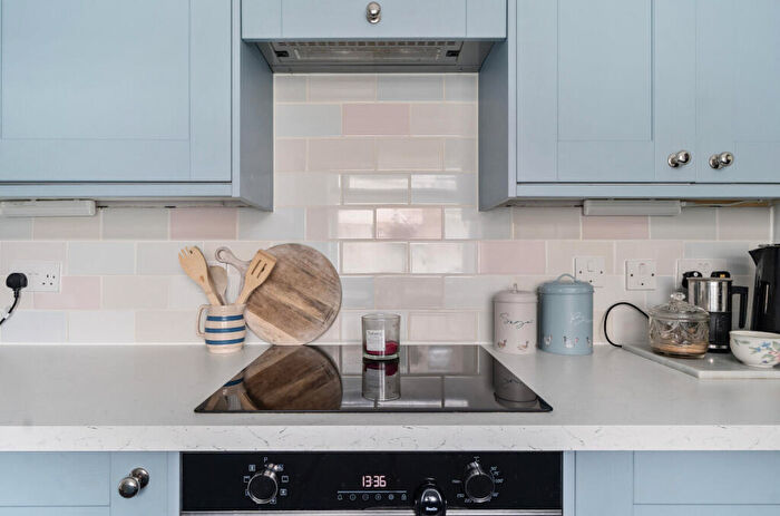2 Bedroom End Of Terrace House For Sale In Burcott Road, Wells, BA5