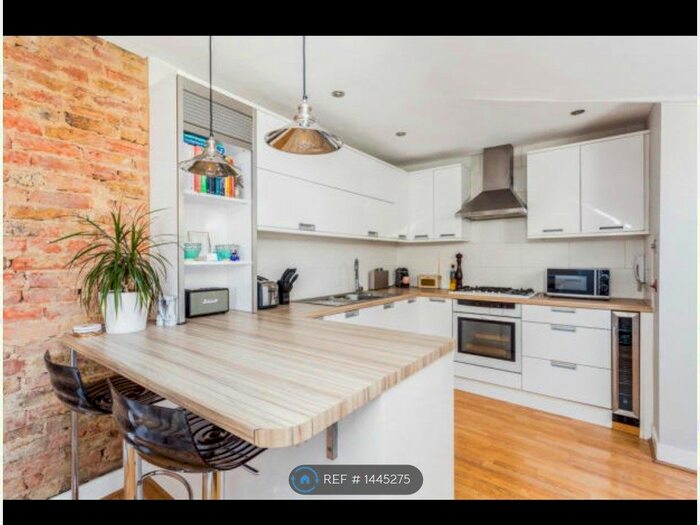 1 Bedroom Flat To Rent In Kingston Hill, Kingston Upon Thames, KT2