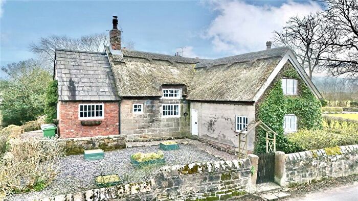 3 Bedroom Detached House For Sale In West Kirby Road, Saughall Massie, Wirral, CH46
