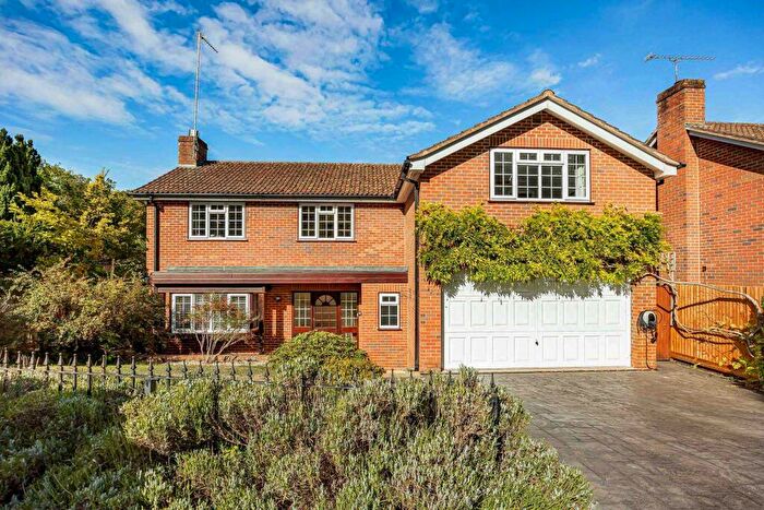 5 Bedroom Detached House For Sale In Hill Gardens, Streatley On Thames, RG8