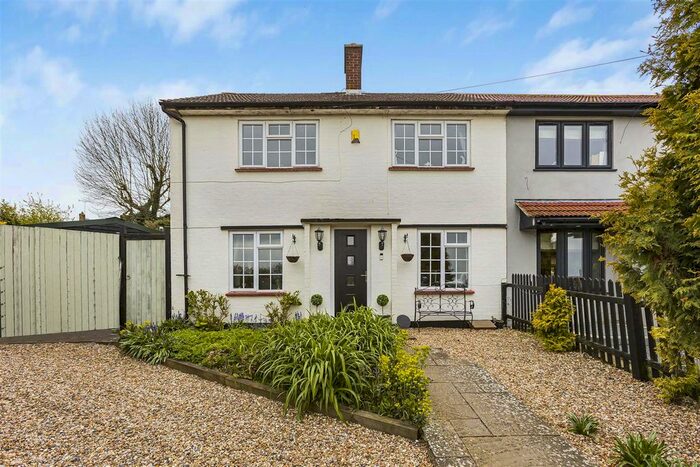 4 Bedroom Semi-Detached House For Sale In Benningfield Road, Widford, Ware, SG12