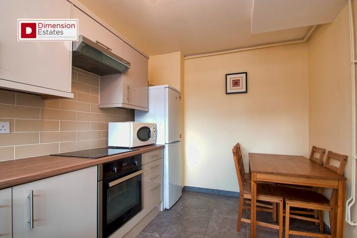 4 Bedroom Maisonette To Rent In Chart Street, Old Street, City Road, Angel, N1