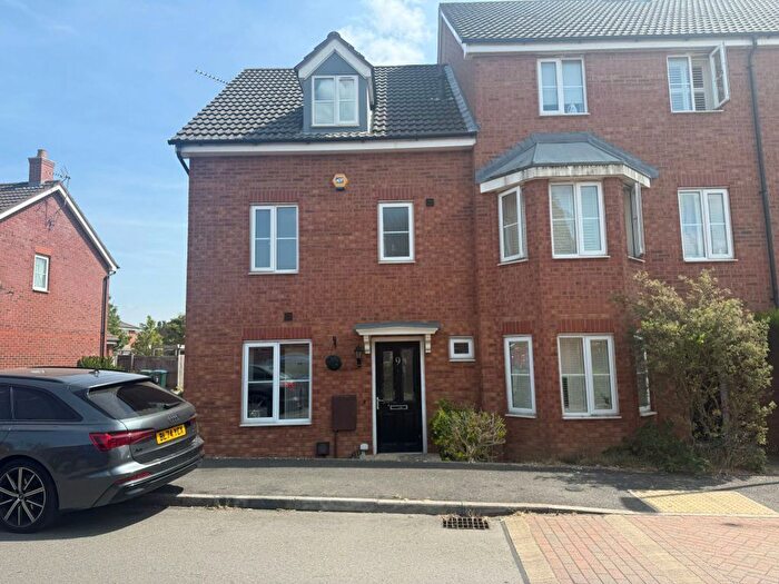 4 Bedroom Property To Rent In Shropshire Drive, Lower Stoke, Coventry, CV3