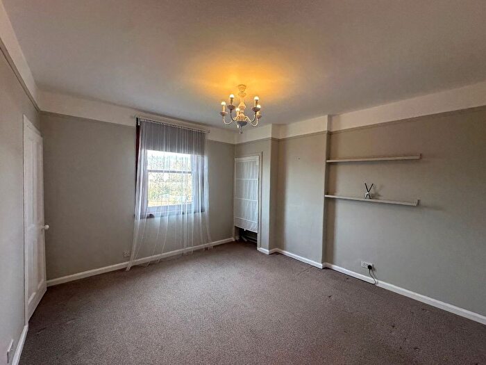 2 Bedroom Flat To Rent In Dalatho Crescent, Peebles, EH45