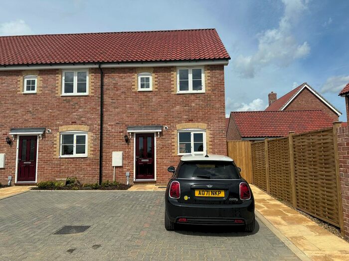 2 Bedroom End Of Terrace House To Rent In Bumblebee Gardens, Beccles, NR34