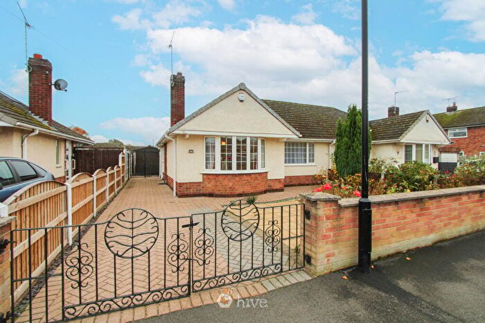 2 Bedroom Semi-Detached Bungalow For Sale In Pearwood Crescent, Balby, Doncaster, DN4