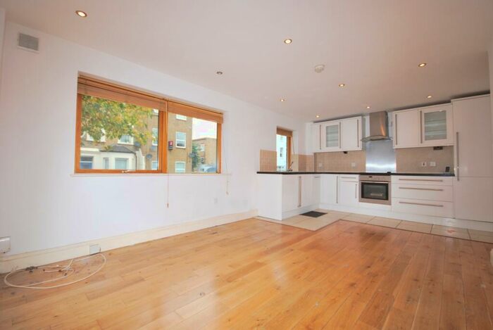 1 Bedroom Flat To Rent In Underhill Road East Dulwich, SE22