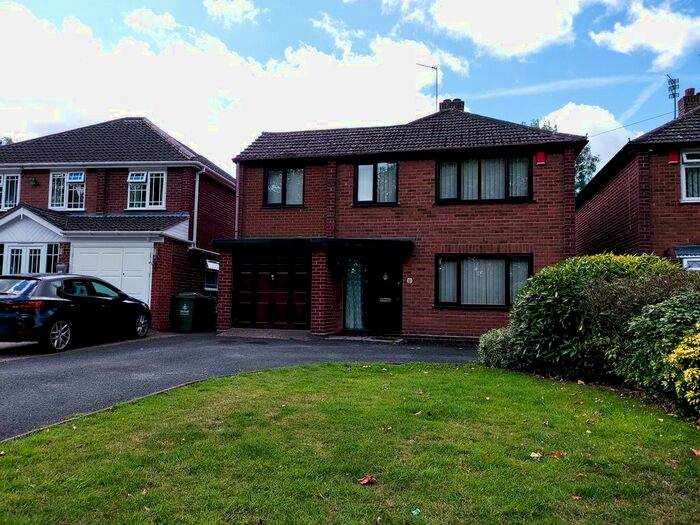 3 Bedroom Property To Rent In Walstead Road, Walsall, WS5