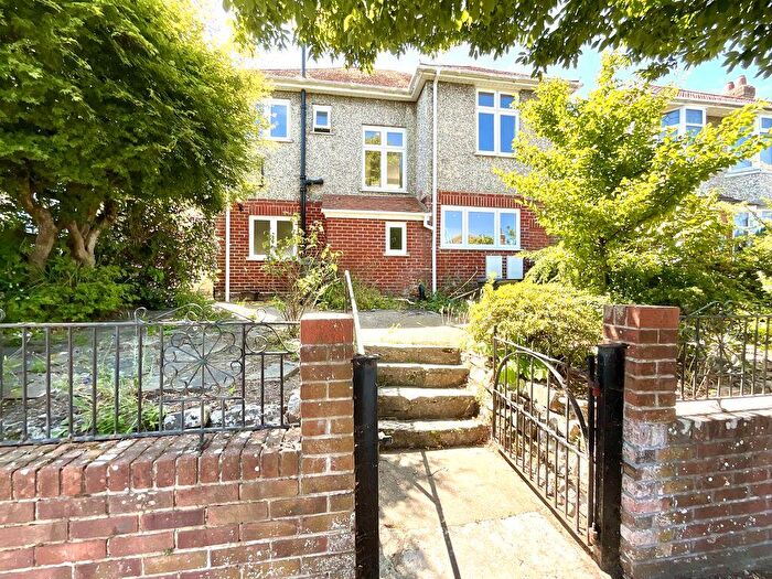 3 Bedroom Detached House For Sale In Westfield Road, Tuckton, BH6