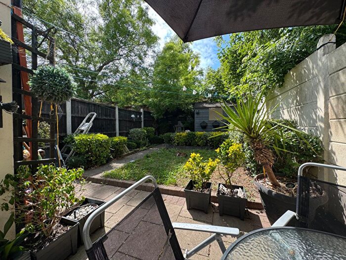 3 Bedroom Semi-Detached House For Sale In Park Avenue, East Ham, London, E6