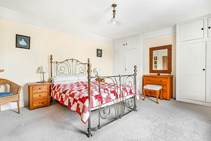 4 Bedroom Detached House For Sale In Bampton Road, Clanfield, Bampton, West Oxfordshire, OX18