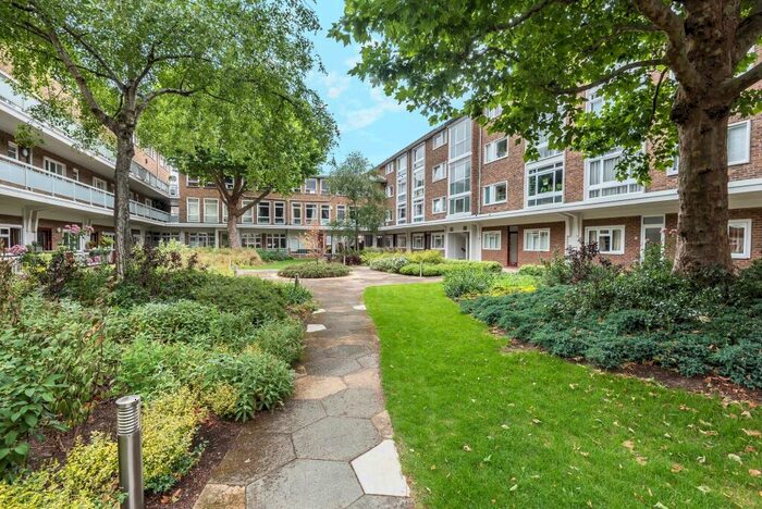 3 Bedroom Flat To Rent In Dryden Court, Renfrew Road, SE11