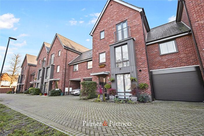 5 Bedroom Semi Detached House To Rent In Eden Drive, Colchester, Essex, CO4