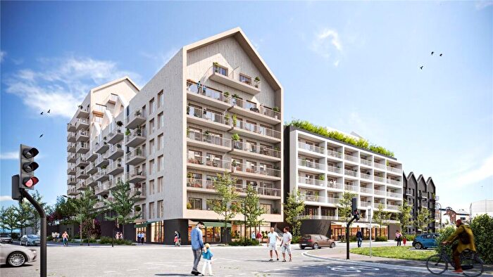 2 Bedroom Apartment For Sale In The Waterfront, West Quay Marina, Poole, Dorset, BH15