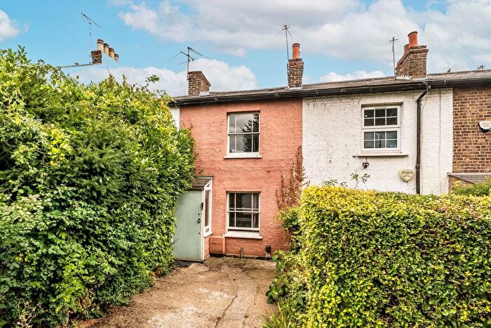 2 Bedroom Property To Rent In Mountfield Road, Ealing, W5