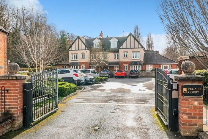 1 Bedroom Flat For Sale In Pegasus Court, Wantage, OX12
