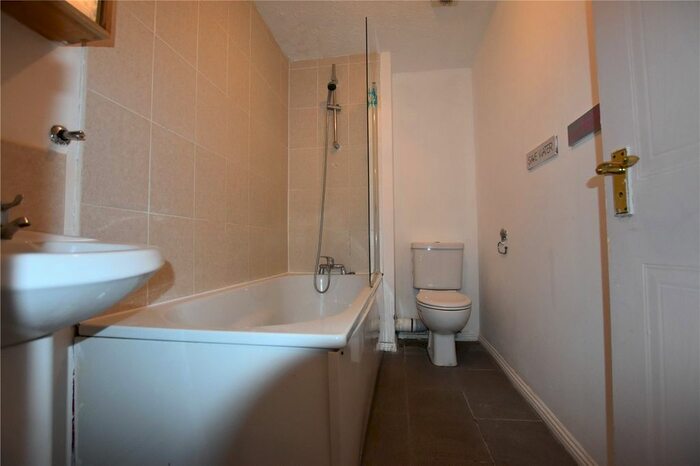 2 Bedroom Flat To Rent In Sheppard Drive, London SE16