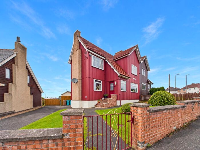 3 Bedroom Semi Detached House For Sale In First Street, Uddingston, G71