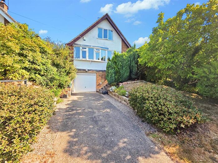 3 Bedroom Detached House For Sale In Gardenia Grove, Nottingham, NG3