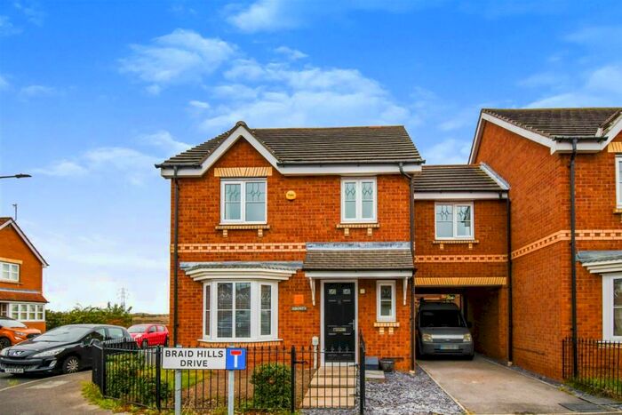 4 Bedroom Terraced House To Rent In Braid Hills Drive, Bransholme, Hull, North Humberside, HU7