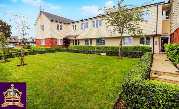 2 Bedroom Flat To Rent In Richmond Court, Benfleet, SS7