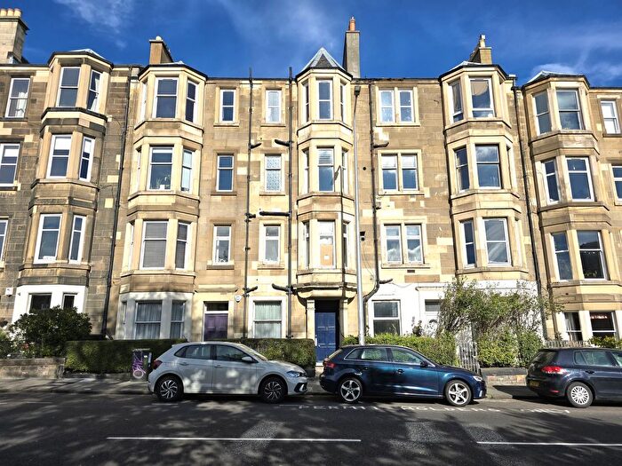 1 Bedroom Flat For Sale In Flat, Dalziel Place, Edinburgh, EH7