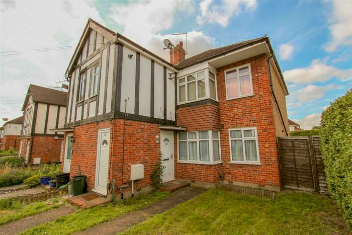 2 Bedroom Maisonette To Rent In Beechwood Avenue, Ruislip, Middlesex, HA4